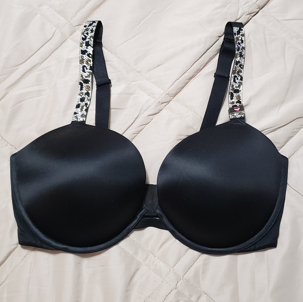 Victoria Secret Very Sexy Push Up w/Bling Straps